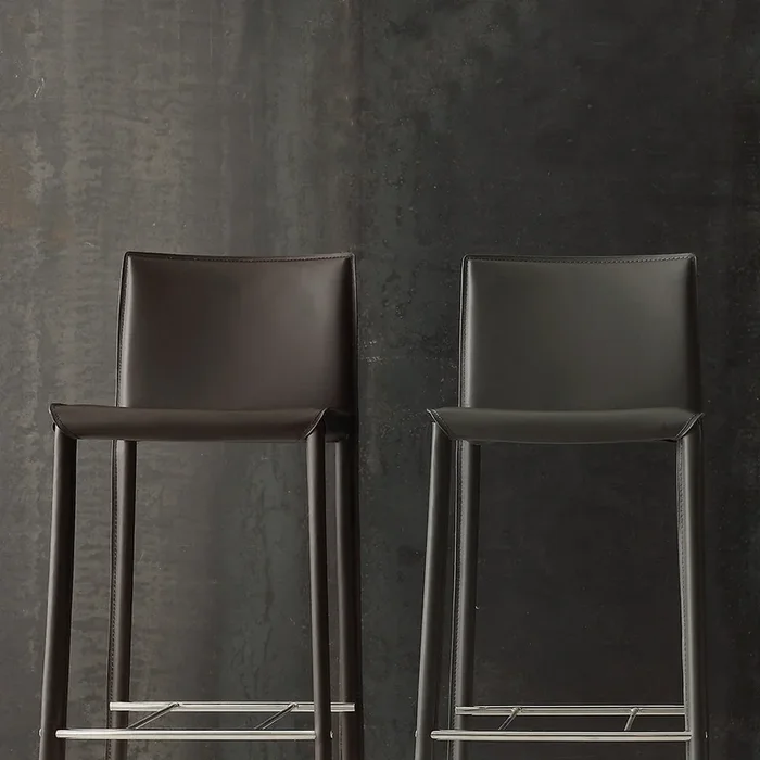 Set da 2 Sgabello moderno con schienale in ecocuoio e metallo – colore tortora